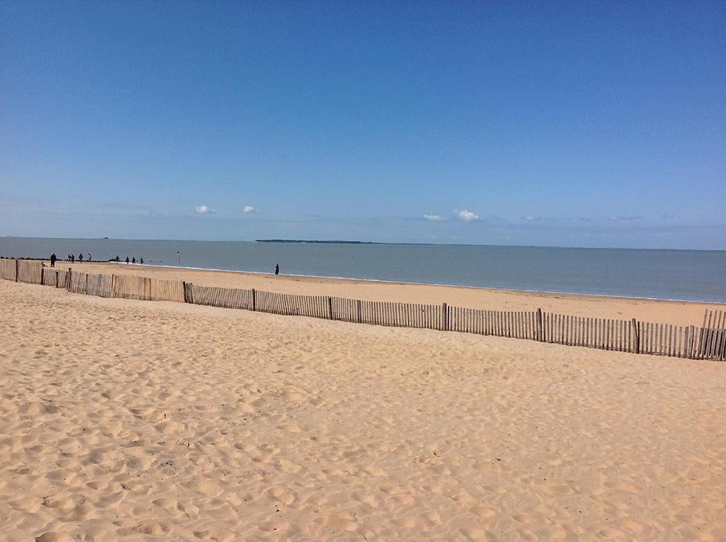 Les Pieds Dans L'Eau - Appartement Vue Mer Châtelaillon-Plage Exterior foto